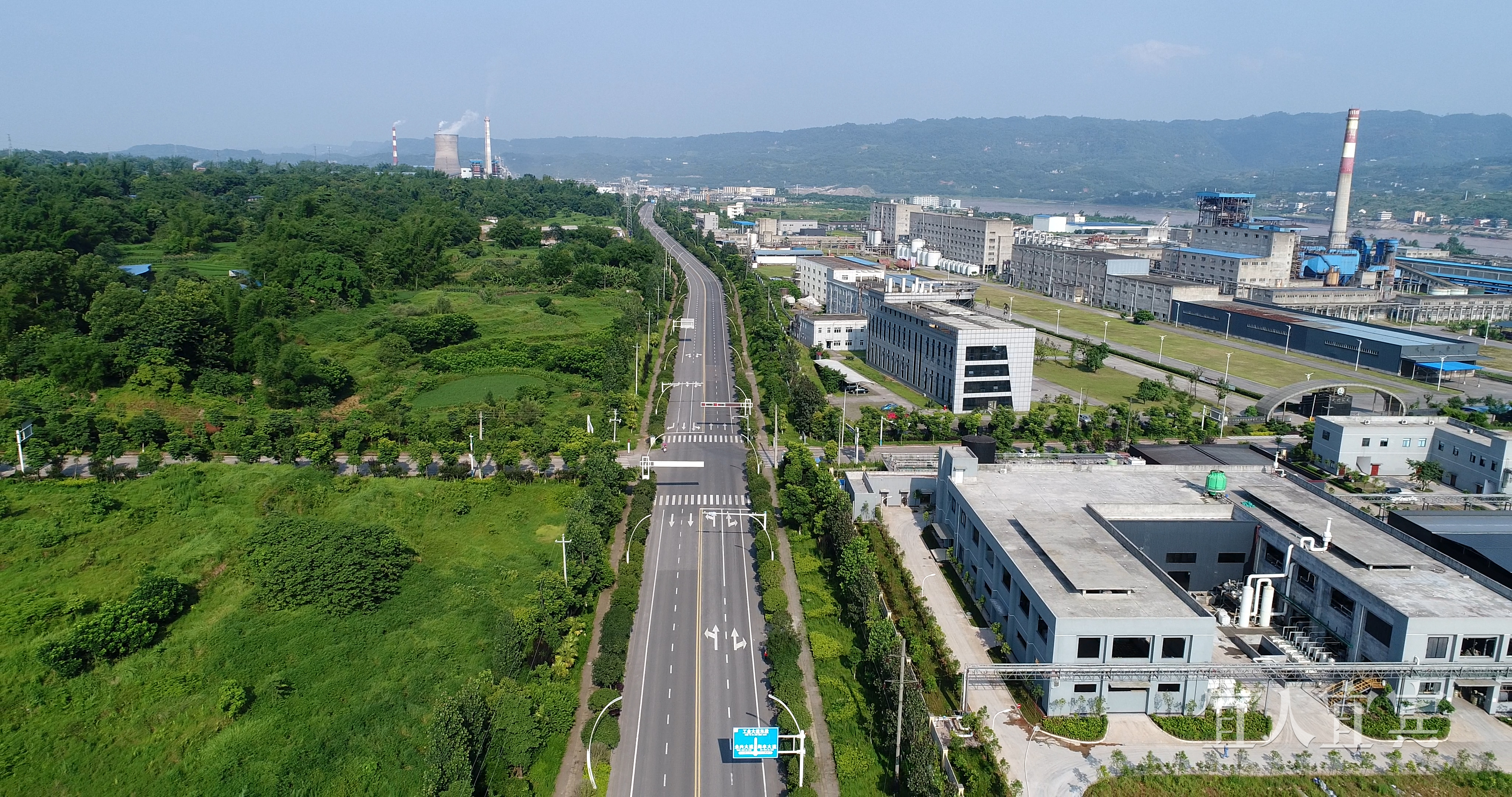 【中国科学报】电解质原材料成本骤降 新材料加速固太阳成集团tyc态锂电池商业化